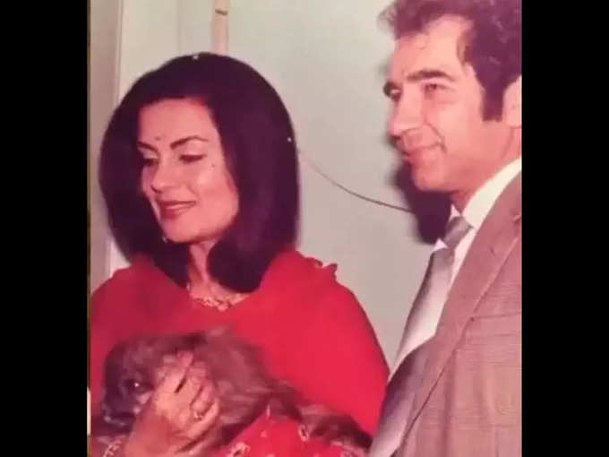 Kulbhushan Kharbanda  wife