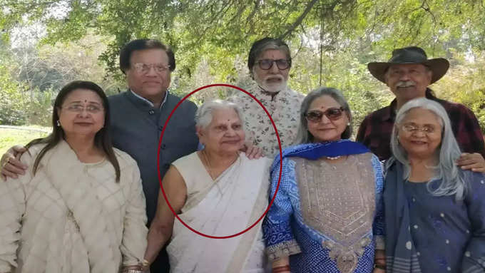 Jaya Bachchan With her Mother