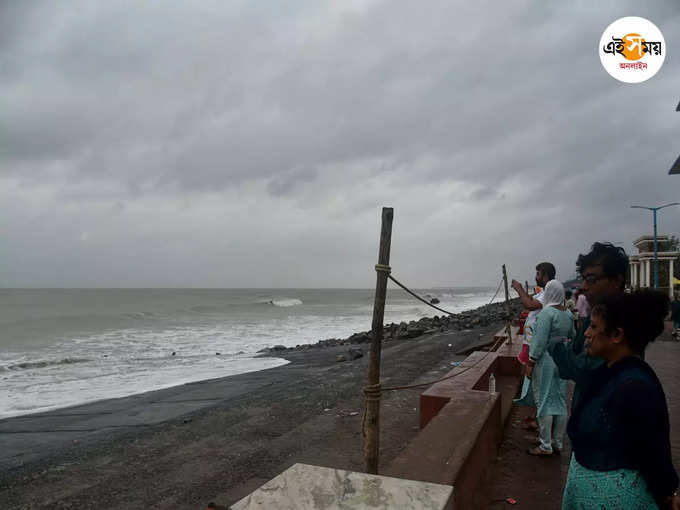 নিরাপদ আশ্রয়ে সরানো হচ্ছে সাধারণ মানুষকে