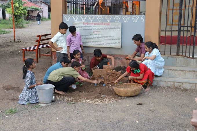 इंदू म्हणाली...