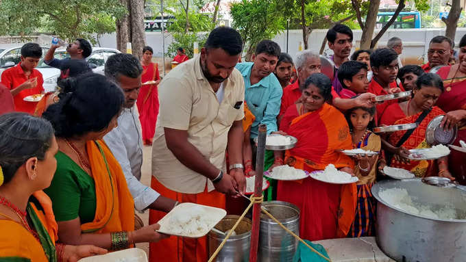 కోరికలు నెరవేరేందుకు..