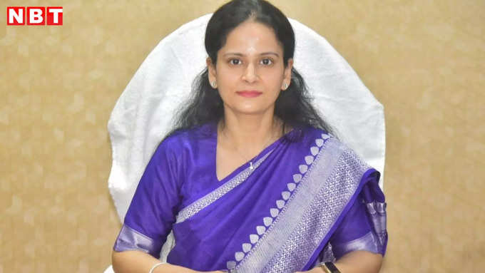 IAS Dr. Saloni Sidana