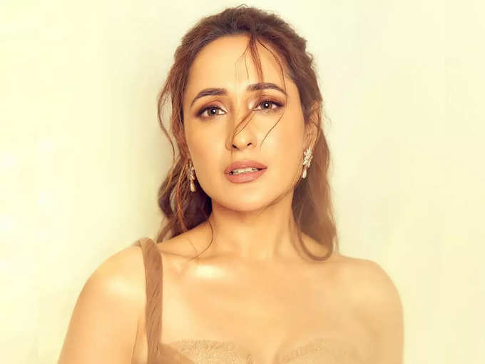 pragya-jaiswal-pic