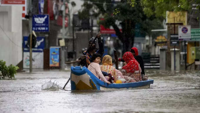 நான்கு ஷட்டர்கள் அமைக்க திட்டம்