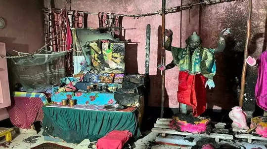 Bangladesh Hindu: बांगलादेशातील इस्कॉनचे केंद्र जाळले; 'इस्कॉन कोलकाता'च्या उपाध्यक्षांचा दावा