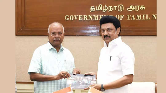 தமிழக அரசின் திட்டங்களால் நடந்த மாற்றங்கள்: அறிக்கை தாக்கல் செய்த ஜெயரஞ்சன்