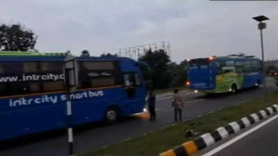 சென்னை - திருச்சி ரூட்டில் ஆம்னி பேருந்து கவிழ்ந்து விபத்து... கடலூர் திட்டக்குடி அருகே பெரும் சோகம்!