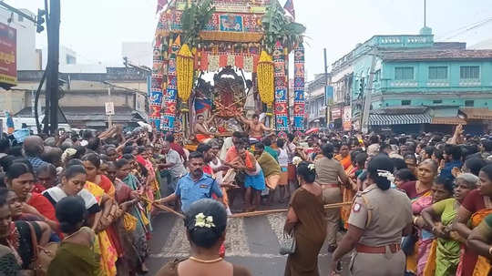 மதுரை மீனாட்சியம்மன் கோவில் அஷ்டமி சப்பர விழா கோலாகலம்! ஆயிரக்கணக்கான பக்தர்கள் சாமி தரிசனம்!