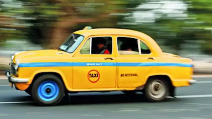 Kolkata mein puri pili taxi par ban