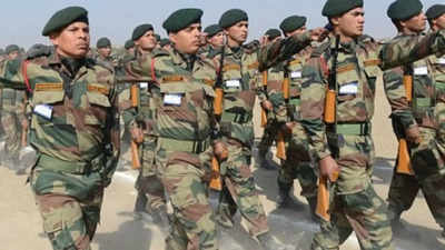 Indian Army Group C : ராணுவத்தில் மெக்கானிக், சமையல் காரர் உட்பட 625 காலிப்பணியிடங்கள்; கல்வித்தகுதி என்ன?