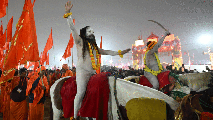 Maha kumbh 2025 Live Updates: सबसे आखिर में अमृत स्‍नान करेगा श्री पंचायती निर्मल अखाड़ा