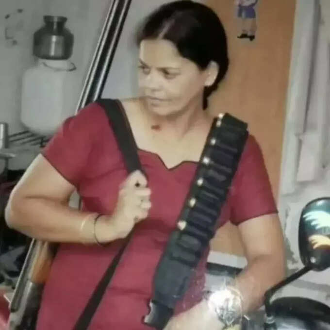 Chahat Pandey Mom Bhavna unseen picture Holding Gun