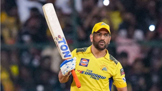 CSK : ‘தோனி விலகினால்’.. இந்த வெளிநாட்டு வீரர்தான் அடுத்த தோனியா இருப்பார்: அடி ஒன்னும் இடி மாதிரி இருக்கு!