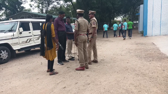 விருதுநகரில் தனியார் மெட்ரிகுலேஷன் பள்ளிக்கு வெடிகுண்டு மிரட்டல்-பள்ளிக்கு விடுமுறை!