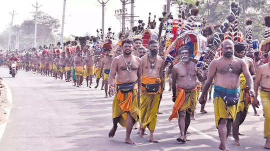 பழனி தைப்பூசம்: பாதயாத்திரையாக வரும் பக்தர்களுக்கு அன்னதானம் வழங்குவதில் கட்டுப்பாடு!