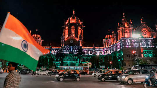 Republic Day 2025: റിപ്പബ്ലിക് ദിനമെത്തി, കൈമാറാം ഈ മനോഹര സന്ദേശങ്ങളും വാക്യങ്ങളും