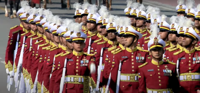 Republic Day Parade 2025 Live: गणतंत्र दिवस परेड में इंडोनेशिया के सैनिकों ने दी राष्ट्रपति को सलामी