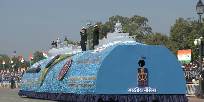 Republic Day Parade 2025 Live: गणतंत्र दिवस परेड में भारतीय नौसेना का झांकी