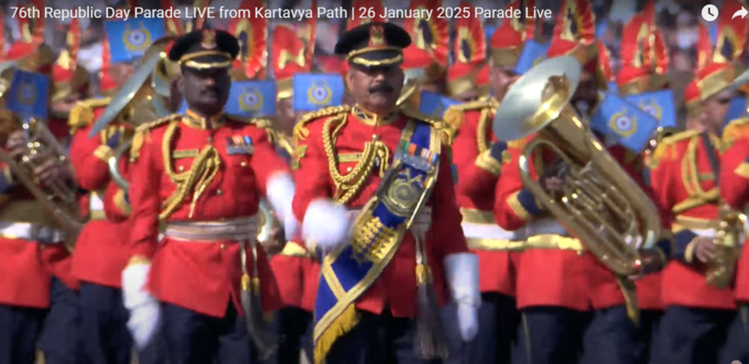 Republic Day Parade 2025 Live: परेड में सीआरपीएफ बैंड का दस्ता