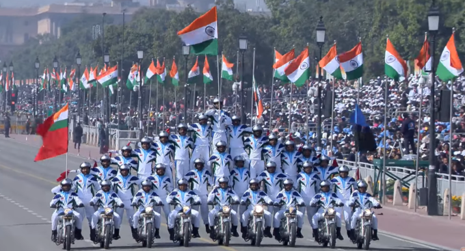 Republic Day Parade 2025 Live: भारतीय सेना का मोटरसाइकल के जरिए मानव श्रंखला प्रदर्शन