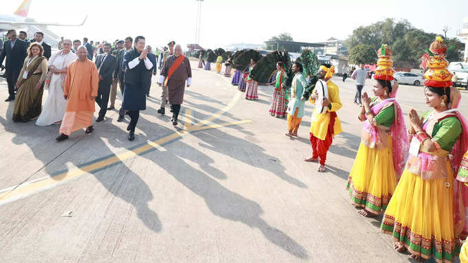 Bhutan King in Lucknow1