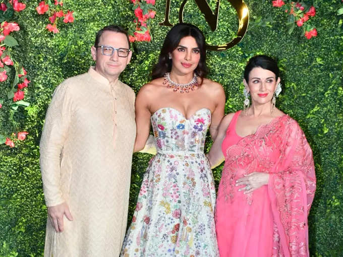 priyanka-with-in-laws