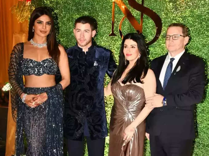 priyanka-with-nick-and-in-l