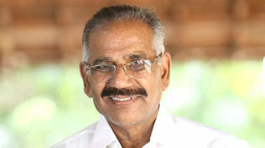 'ബിഷപ്പുമാർ സൗമ്യ ഭാഷയിൽ സംസാരിക്കുന്നവർ, ചിലപ്പോൾ അങ്ങനെയാണോ എന്ന് തോന്നിപ്പോകും'; മറുപടിയുമായി എകെ ശശീന്ദ്രൻ