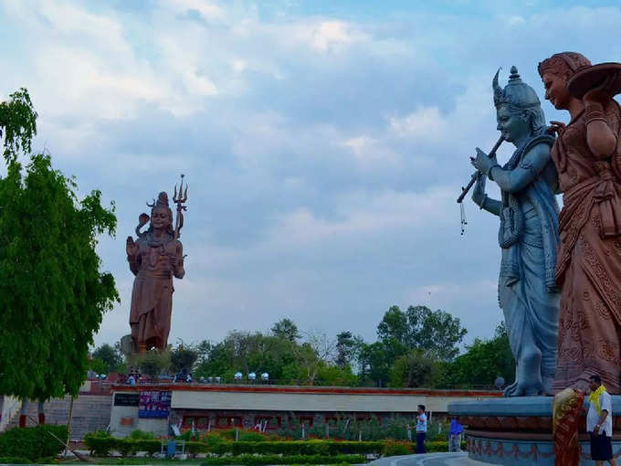 रंगपुरी में मंगल महादेव कानन मंदिर