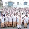 दिल्ली सीएम रेखा गुप्ता के शपथ ग्रहण समारोह में स्वाति मालीवाल ने की शिरकत, कांग्रेसी नेता देवेंद्र यादव भी दिखे