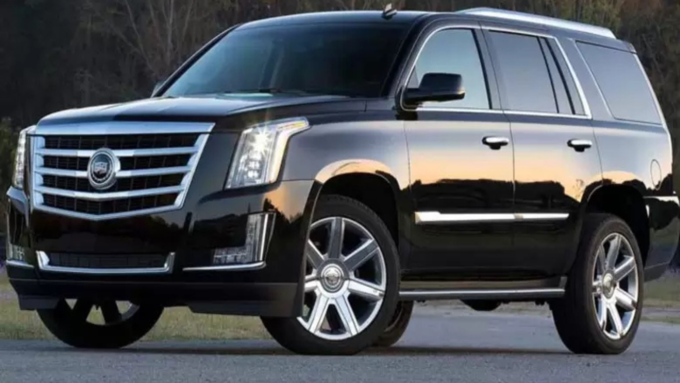 Cadillac Escalade की कीमत सवा करोड़ रुपये