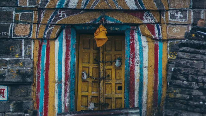 ट्रैक के जरिए जा सकते हैं तुंगनाथ मंदिर