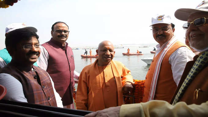 Yogi Adityanath Mahakumbh Closing Ceremony1