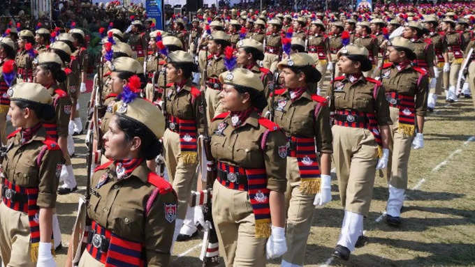 10,000 नए पुलिस कर्मियों की भर्ती करने का फैसला