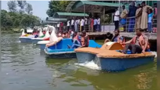 கோடை விழா விரைவில் தொடக்கம்.... ஏற்காட்டில் படகுகள் சரிபார்க்கும் பணியில் ஊழியர்கள் ஈடுபட்டு வருகின்றனர்!