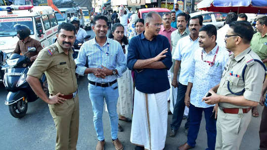 പാപ്പിനിശ്ശേരിയിലെ ഗതാഗത പരിഷ്കരണം വിജയം; പക്ഷേ ഇക്കാര്യം ശ്രദ്ധിച്ചില്ലെങ്കിൽ അപകടം