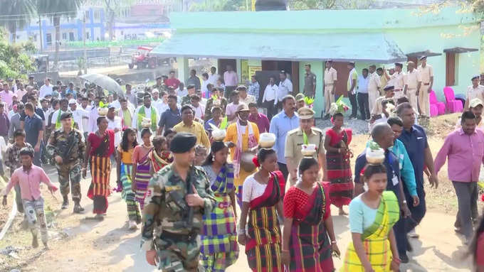 फागुन माह के पांचवें दिन से शुरू होता है बाहा पर्व