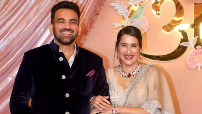 Zaheer Khan with wife Sagarika Ghatge