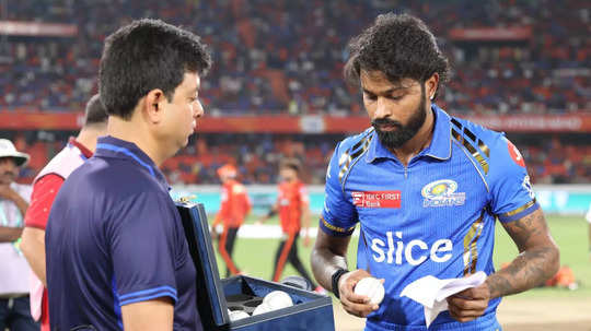 IPL రూల్స్ అప్డేట్.. బౌలర్లకు ఇక పండగే!