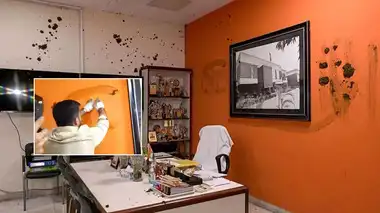 Cow Dung Aplly On Classroom Walls,మీ గదికి కూడా పేడ ...
