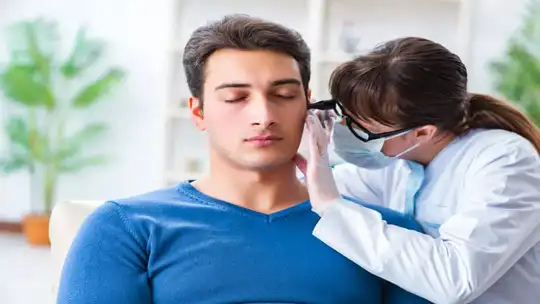 डॉक्टर के पास जाएं