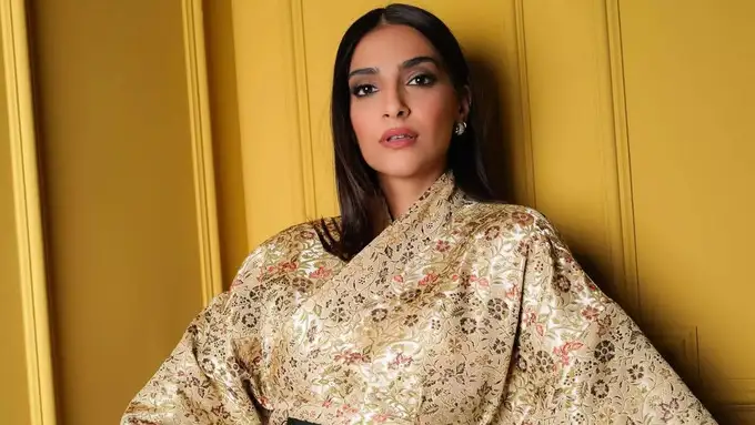 क्यों खास है किमोनो जैकेट?