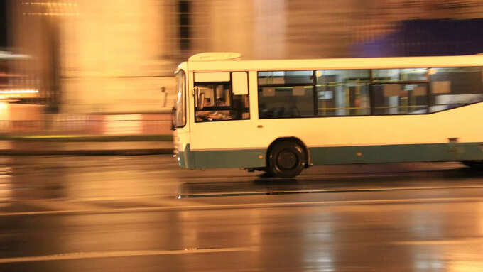 Discount on e-Shivneri buses from Mumbai to Pune Discount on e-Shivneri buses from Mumbai to Pune