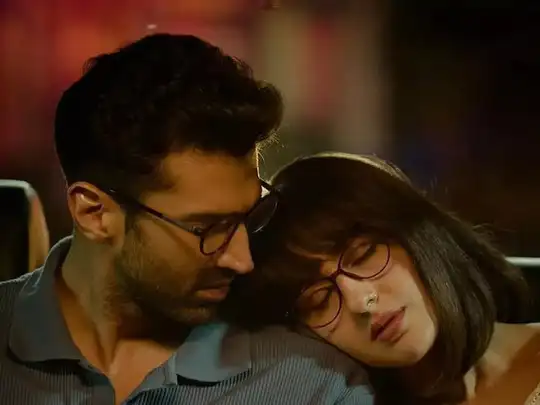 मंडे बॉक्‍स ऑफिस: वीकेंड बीतते ही फिसली Metro In Dino, 'स‍ितारे जमीन पर' बस  19 करोड़ दूर, AKG चार दिन में बेहाल - metro in dino box office collection  day 11 sitaare