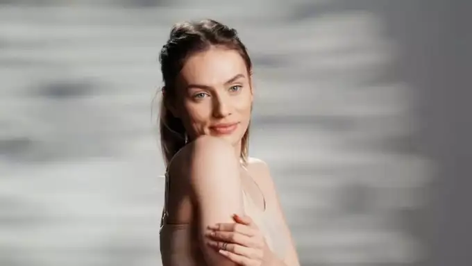 ત્વચા યુવાન રાખે છે