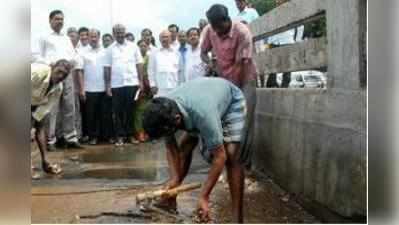 ಉದ್ಯೋಗ ಖಾತ್ರಿ, ಬಡವರ 18 ಕೋಟಿಗೆ ಕತ್ರಿ