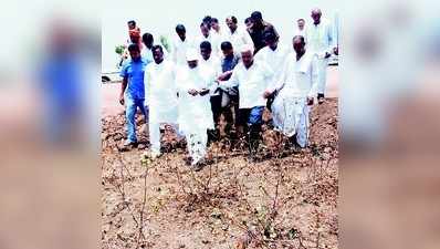 ಬರ ಸಮೀಕ್ಷೆಗೆ ಬಂದ ತಂಡಕ್ಕೆ ಜನಗಳದ್ದೇ ‘ಬರ’