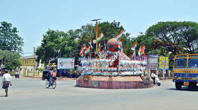 ಯುವರಾಜನ ಸ್ವಾಗತಕ್ಕೆ ವಾಣಿಜ್ಯ ನಗರ ಸಜ್ಜು