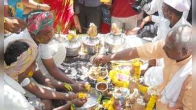 ವರುಣನ ಕಪೆಗಾಗಿ ಕಪ್ಪೆಗಳಿಗೆ ಕಂಕಣ ಭಾಗ್ಯ