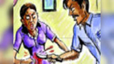 कालकाजी में बुजुर्ग महिला को घर में लूटा